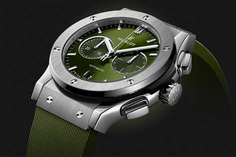 Hublot’s Classic Fusion Titanium Green review .